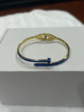 Nail Bracelet